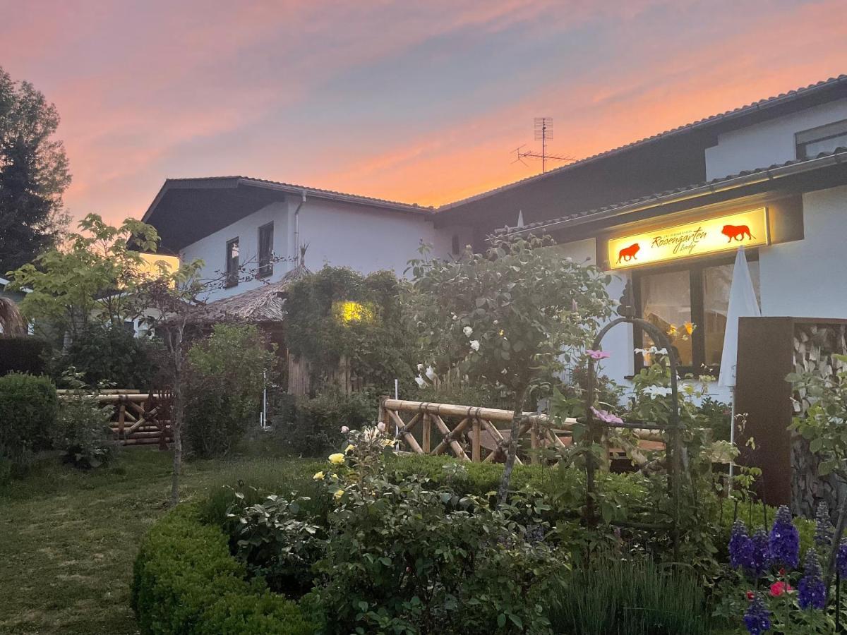 Zu Jeddelohs Lodge Hotel Gladenbach Esterno foto