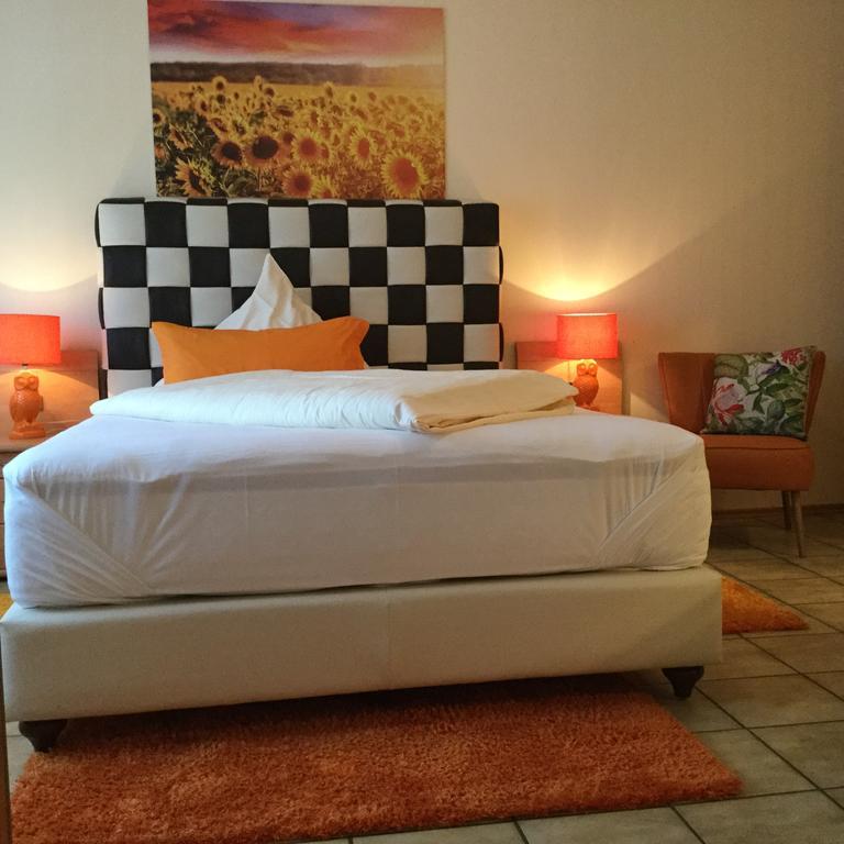 Zu Jeddelohs Lodge Hotel Gladenbach Esterno foto